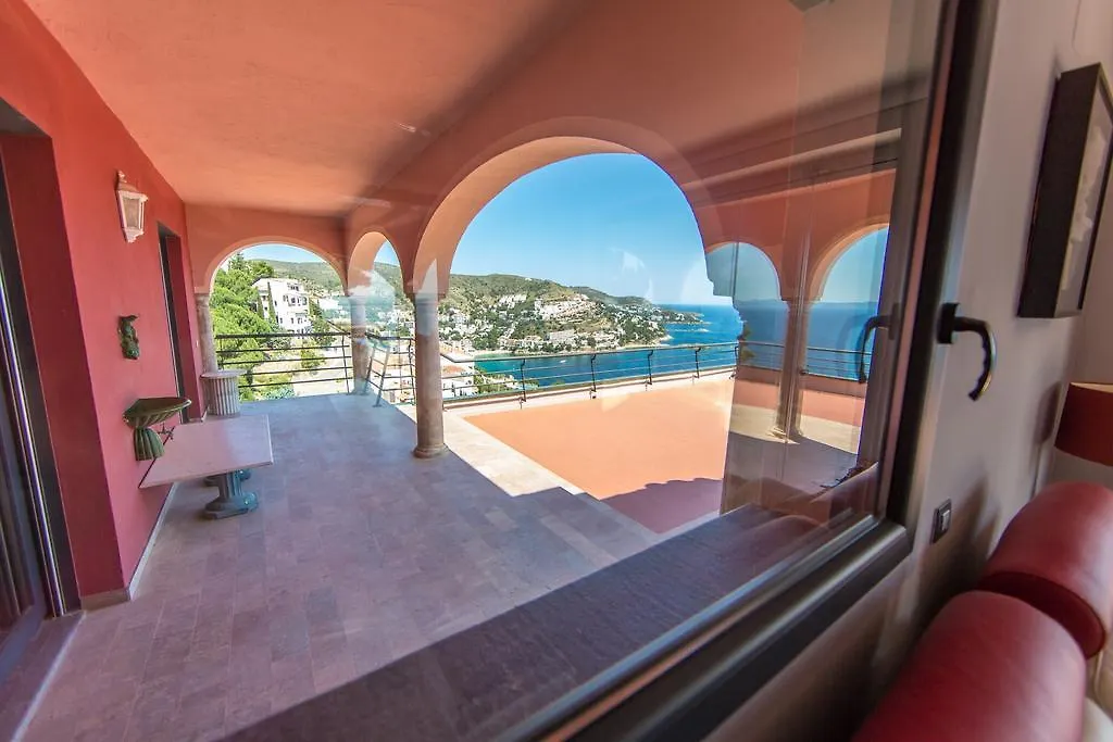 Villa Escapade Roses