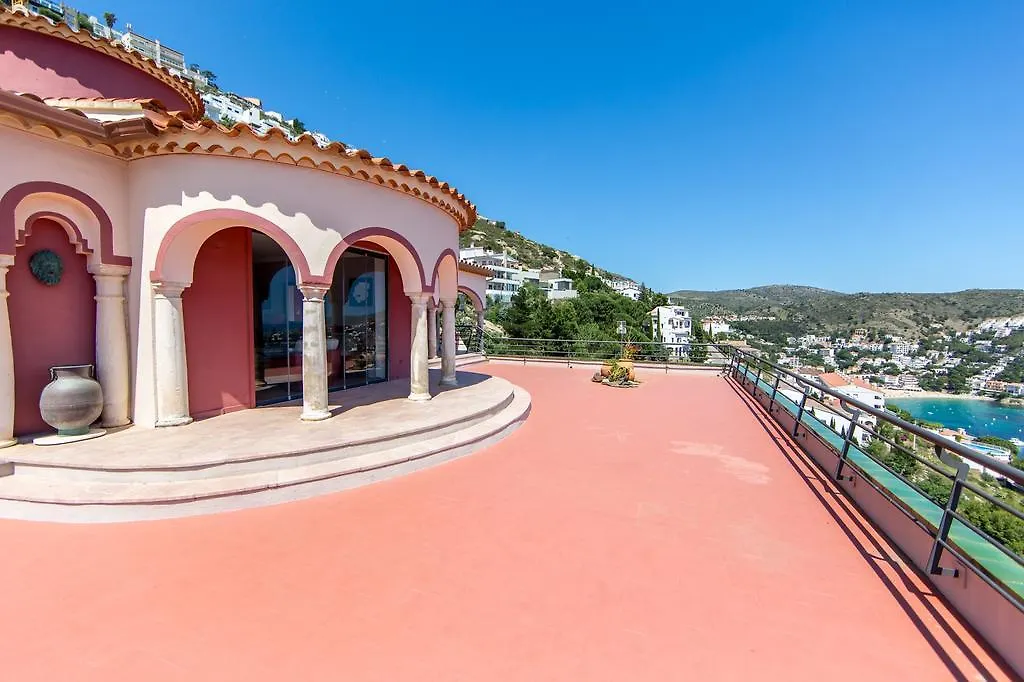 Chalet Villa Escapade Roses Spain