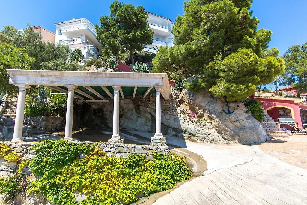 Chalet Villa Escapade Roses Spain