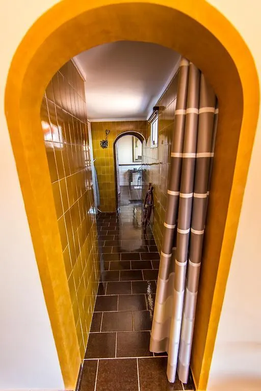 Villa Escapade Roses Chalet