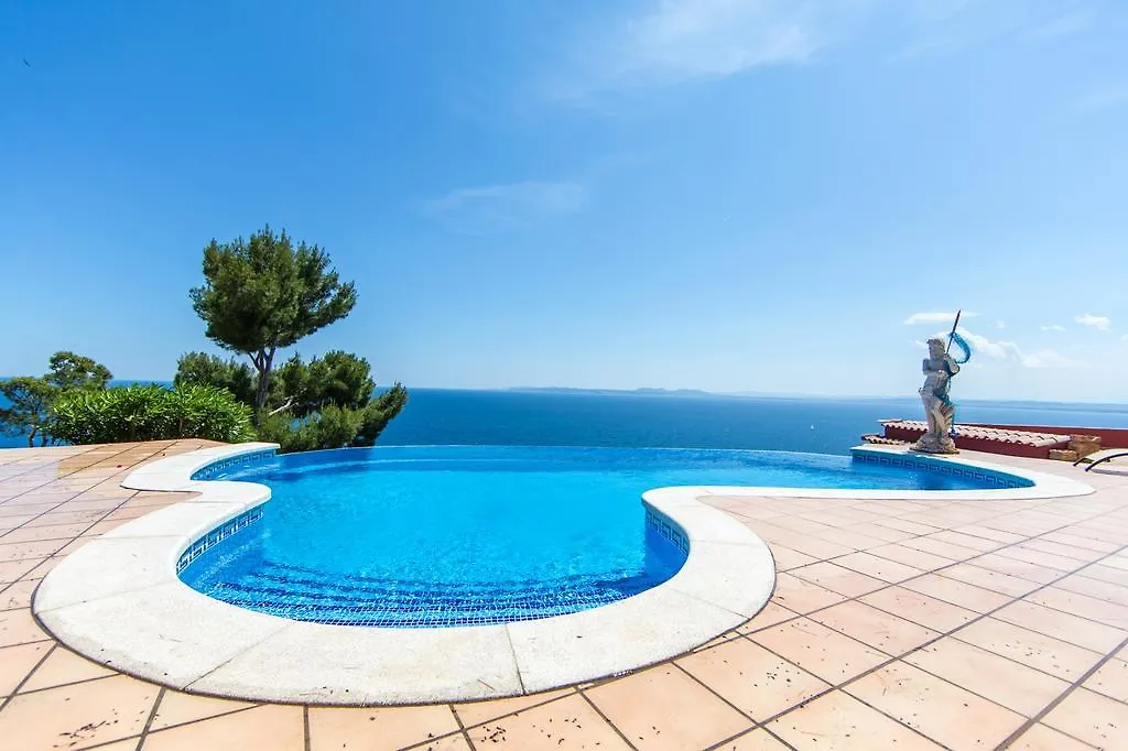 Villa Escapade Roses