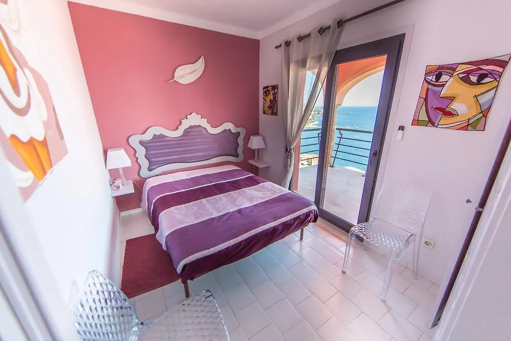 Villa Escapade Roses
