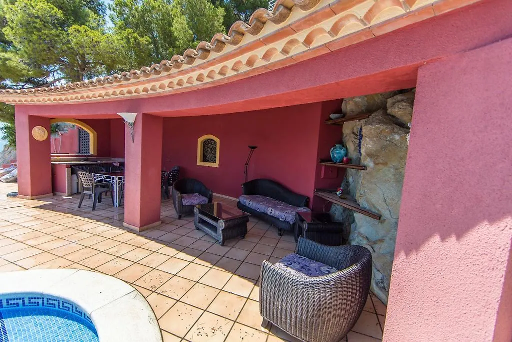 Chalet Villa Escapade Roses